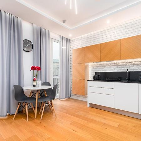 Piekna Apartament By Your Freedom Warsaw Exterior photo